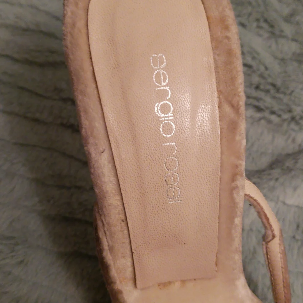 SERGIO ROSSI HEELS - Picture 3 of 8